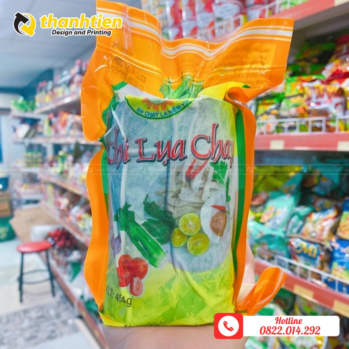 Bao bì chả lụa, chả giò