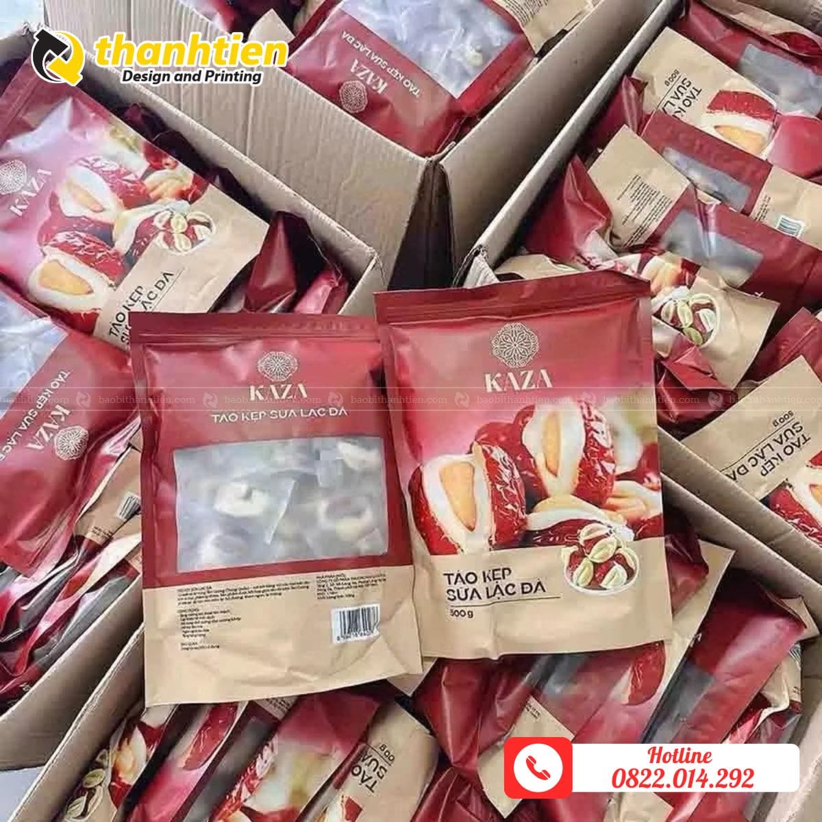 Bao bì táo đỏ kẹp sữa