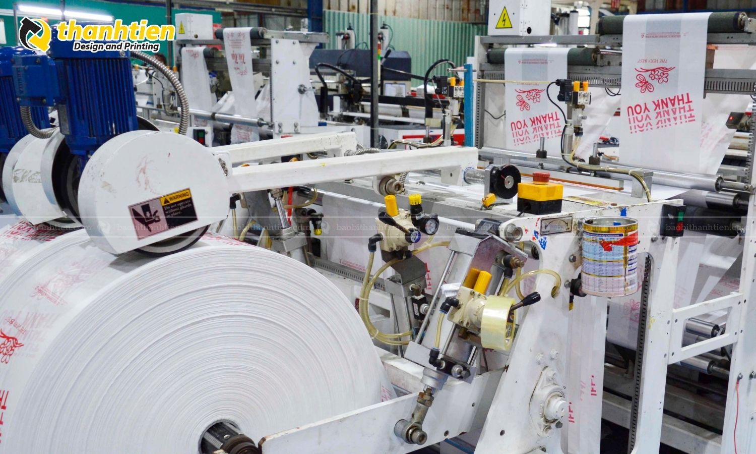Đặt in túi xốp siêu thị theo yêu cầu của khách hàng